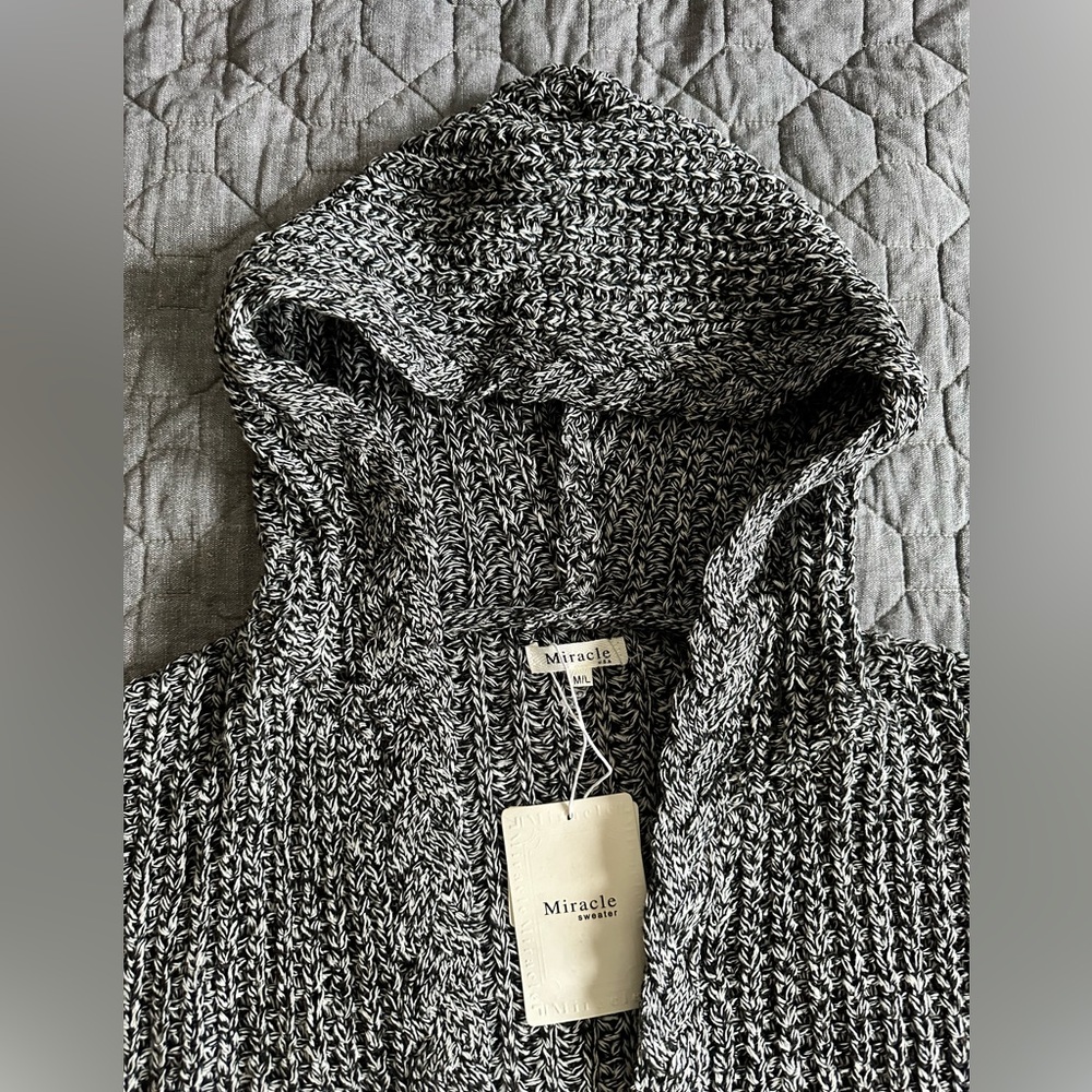 NWT Miracle Sweater black and white hooded cardigan - size M/L - Picture 3 of 10